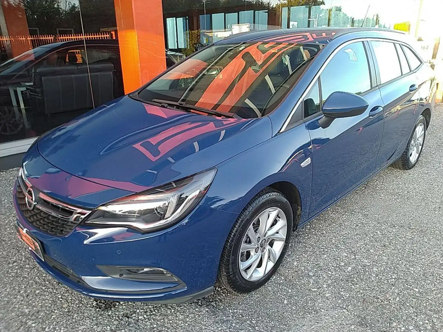 Opel Astra 1.6 CDTi 136 CV S&S ST Business Bleu - 1