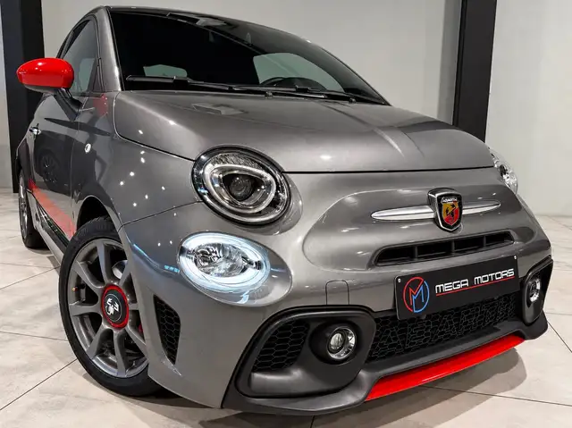 Abarth 500 1.4i TURBO 145CV !! 1ER MAiN !! ETAT NEUF !! GARANTiE !!