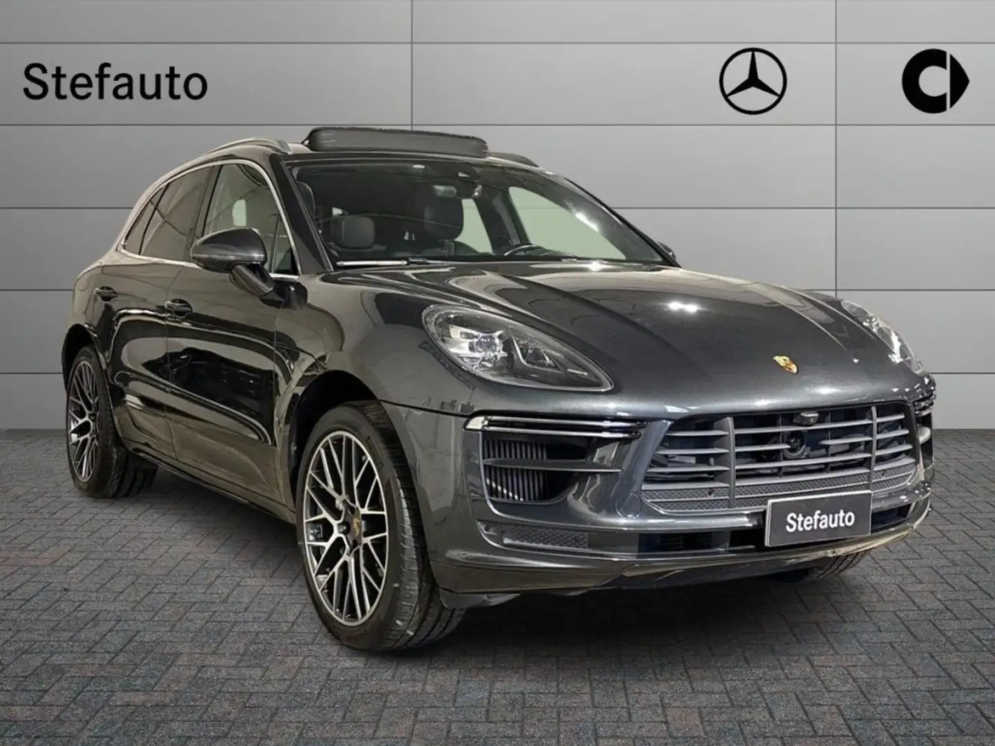 Porsche Macan 2.9 Turbo Gris - 1