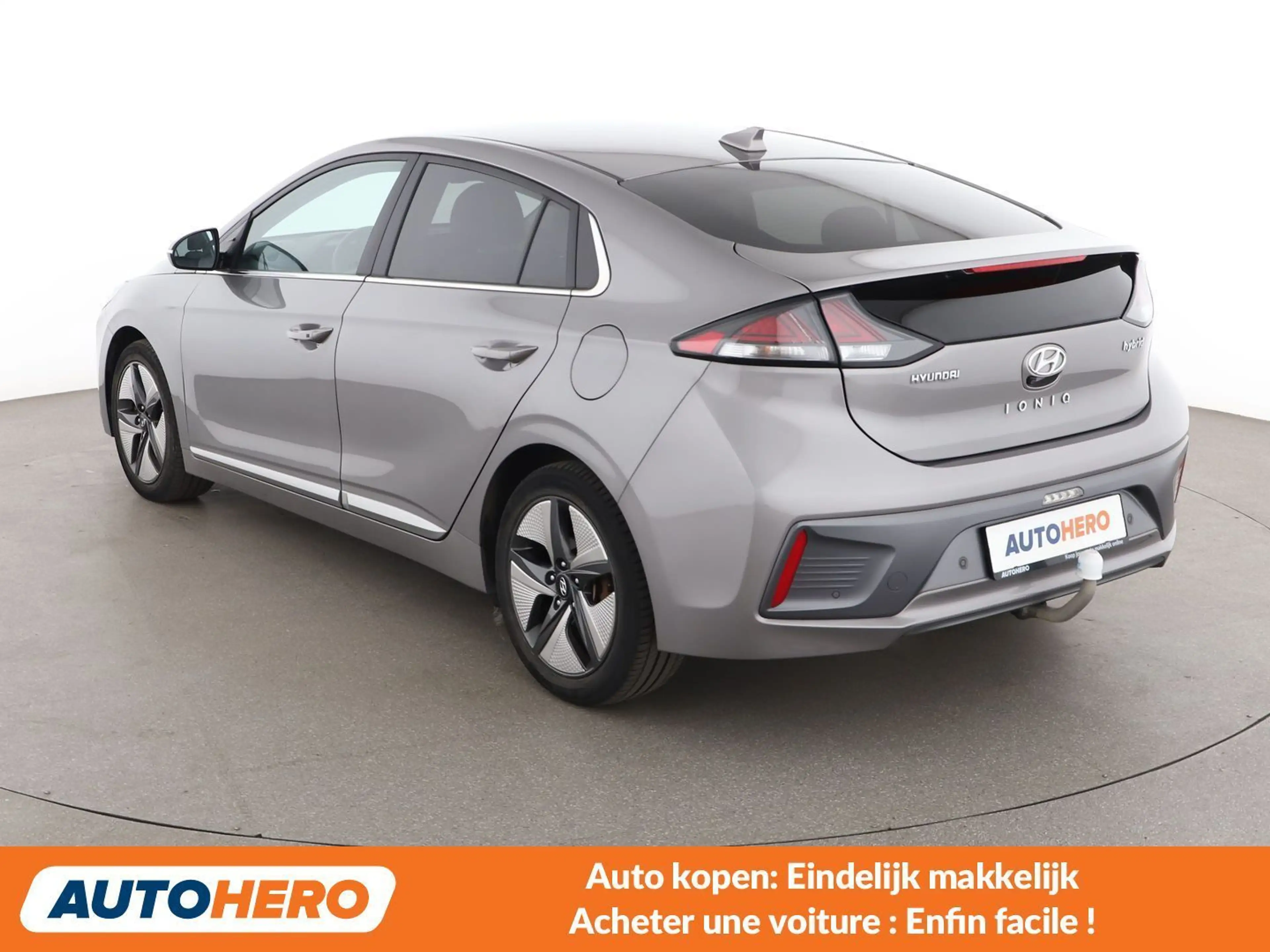 Hyundai IONIQ 1.6 Hybrid Premium — photo 4