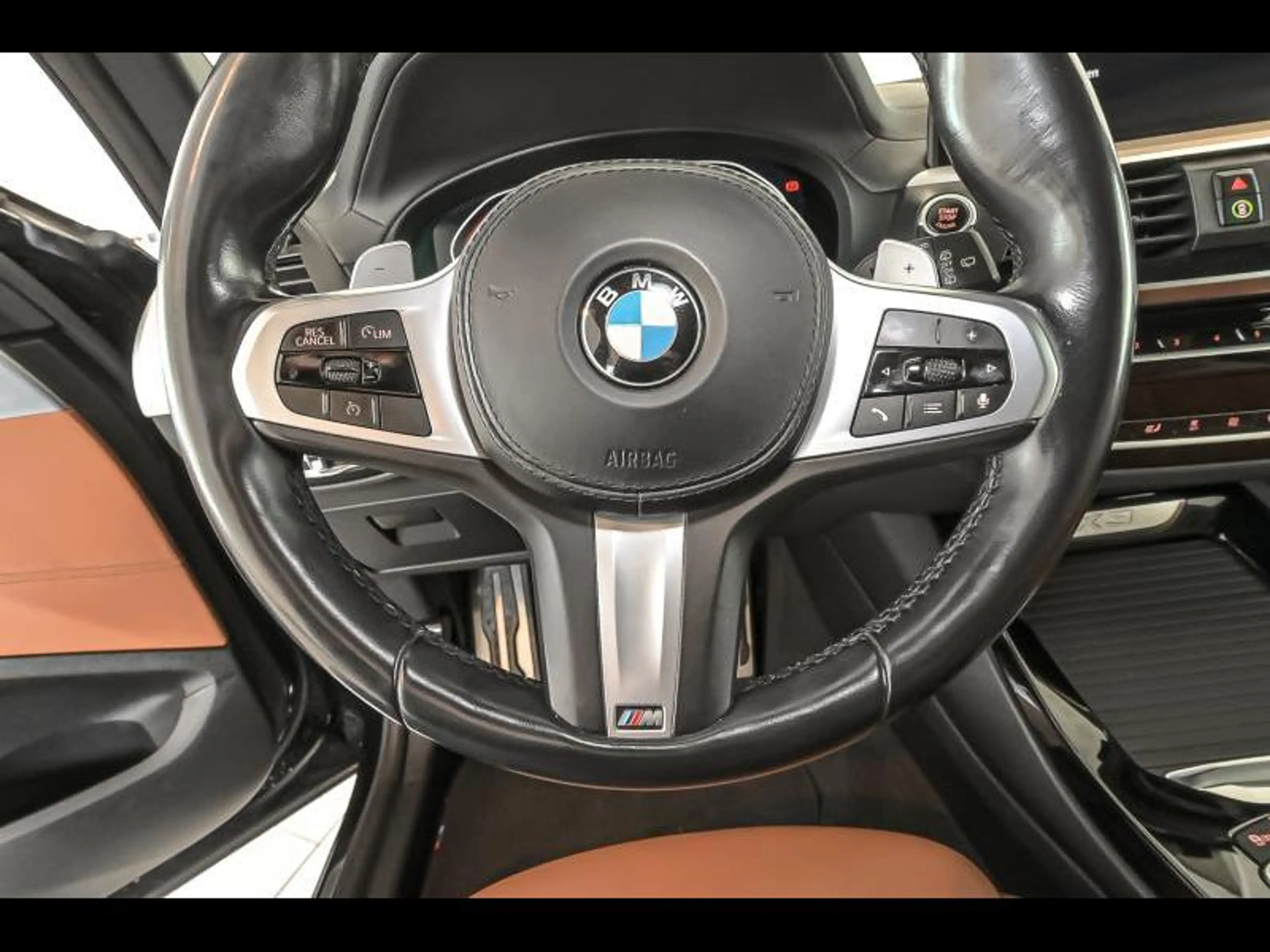 BMW X3 xDrve 20i - M Pack |H&K | Cam | TH — photo 9