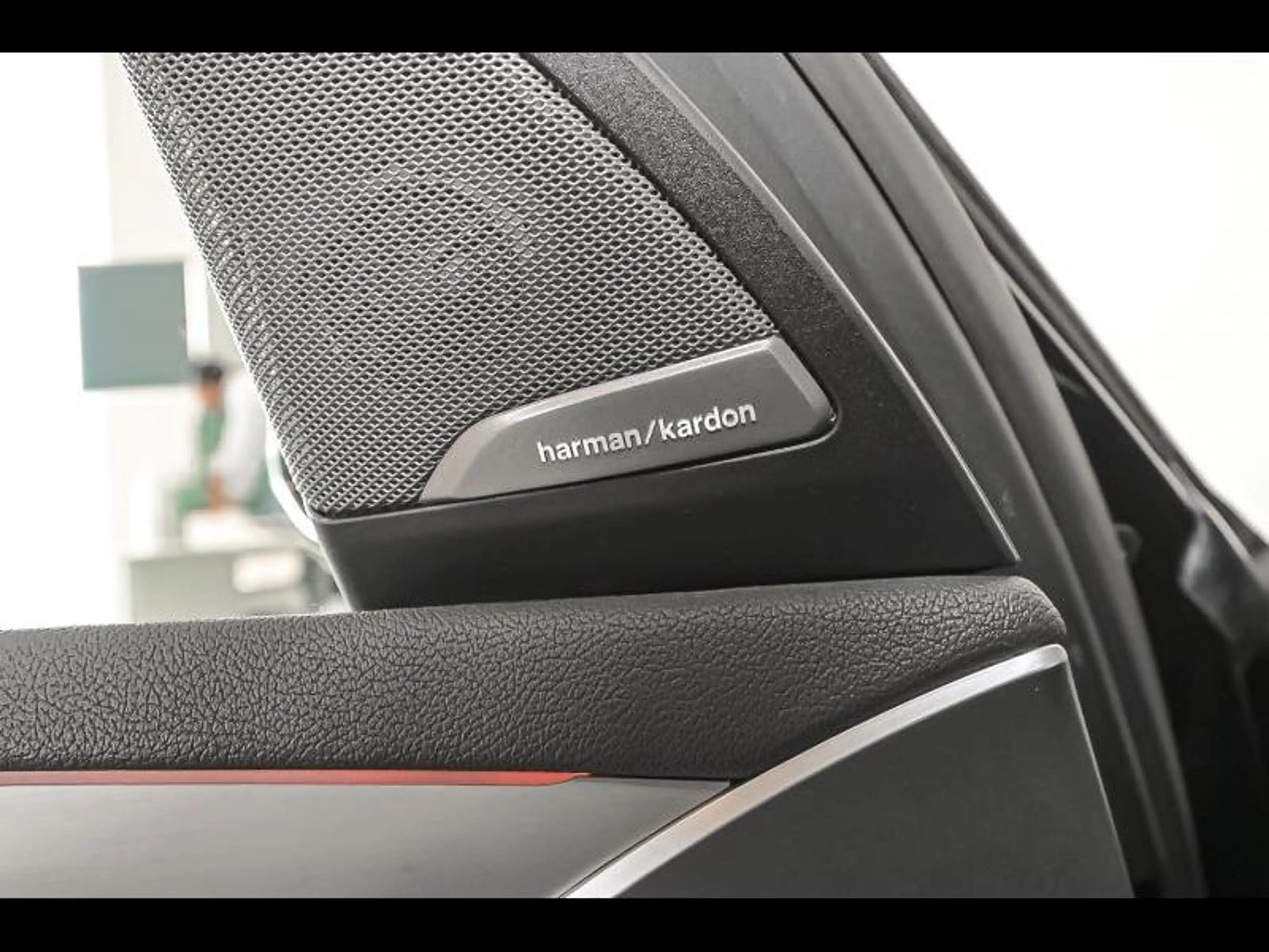 BMW X3 xDrve 20i - M Pack |H&K | Cam | TH — photo 17