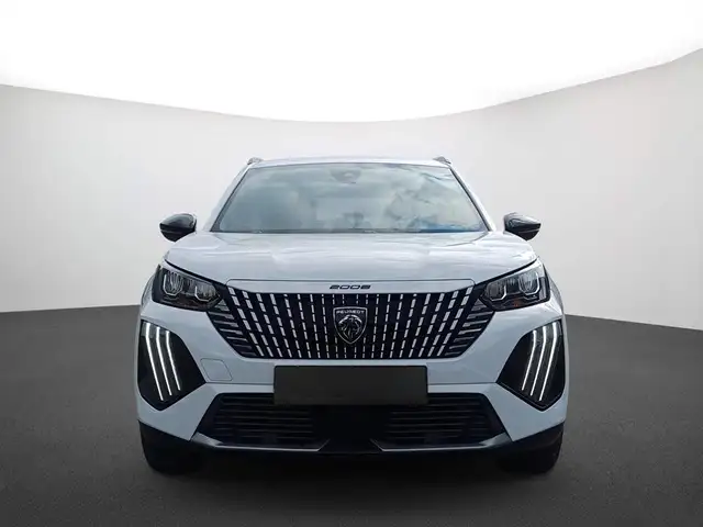 Peugeot 2008 view 2