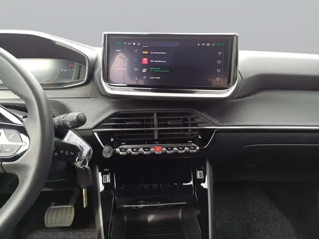 Peugeot 2008 view 12
