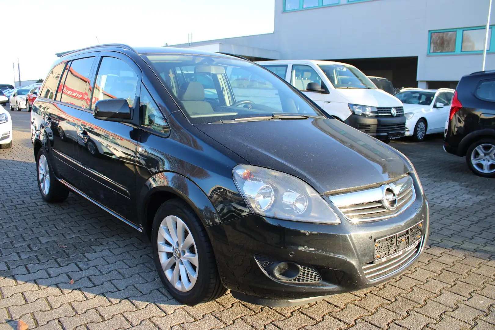 Opel Zafira 1.8 7.Sitzer Klimaaut.,PDC,Navi,AHK Noir - 2