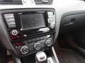 Skoda Octavia Combi 1,6 Weiß - thumbnail 9