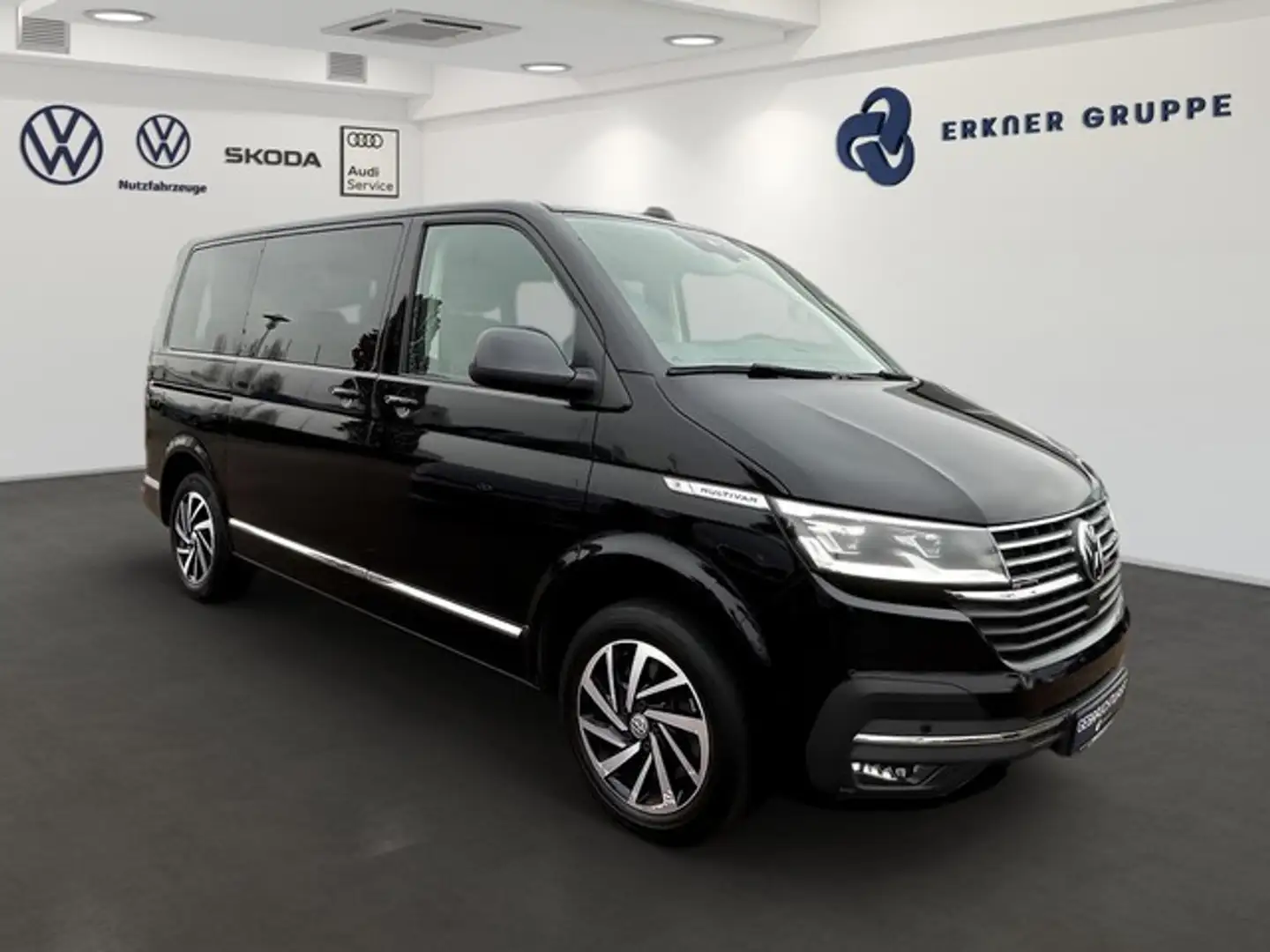 Volkswagen T6 Multivan 6.1 2.0TDI 4M DSG Generation Six LED+ACC+KAM+NA... Schwarz - 2