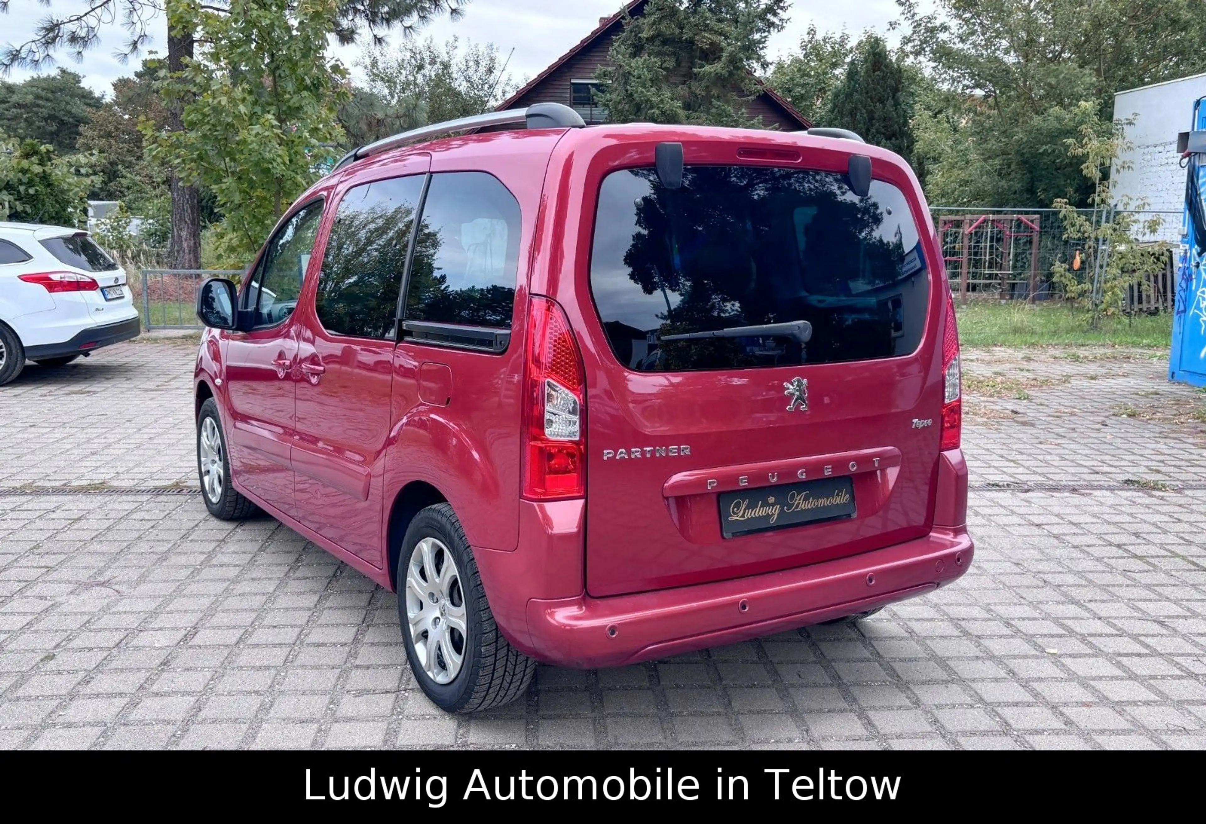 Peugeot Partner Premium — photo 7