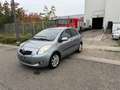 Toyota Yaris Gris - thumbnail 1