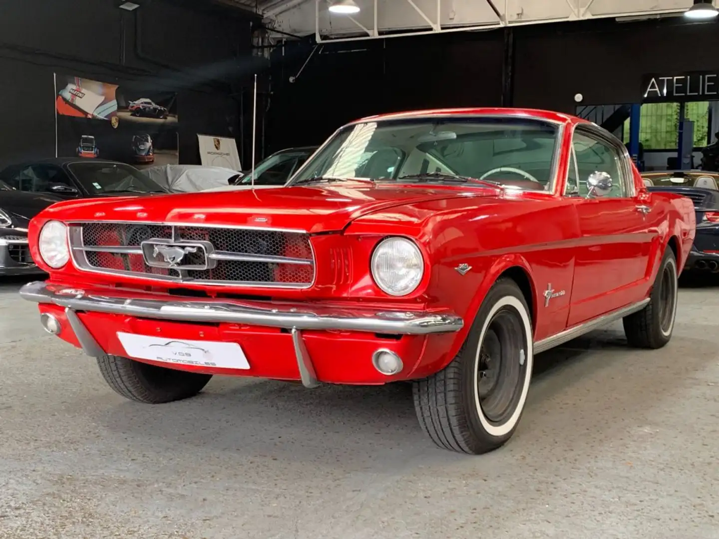 Ford Mustang FASTBACK 1965 / 289CI / BOITE MECA Rouge - 1