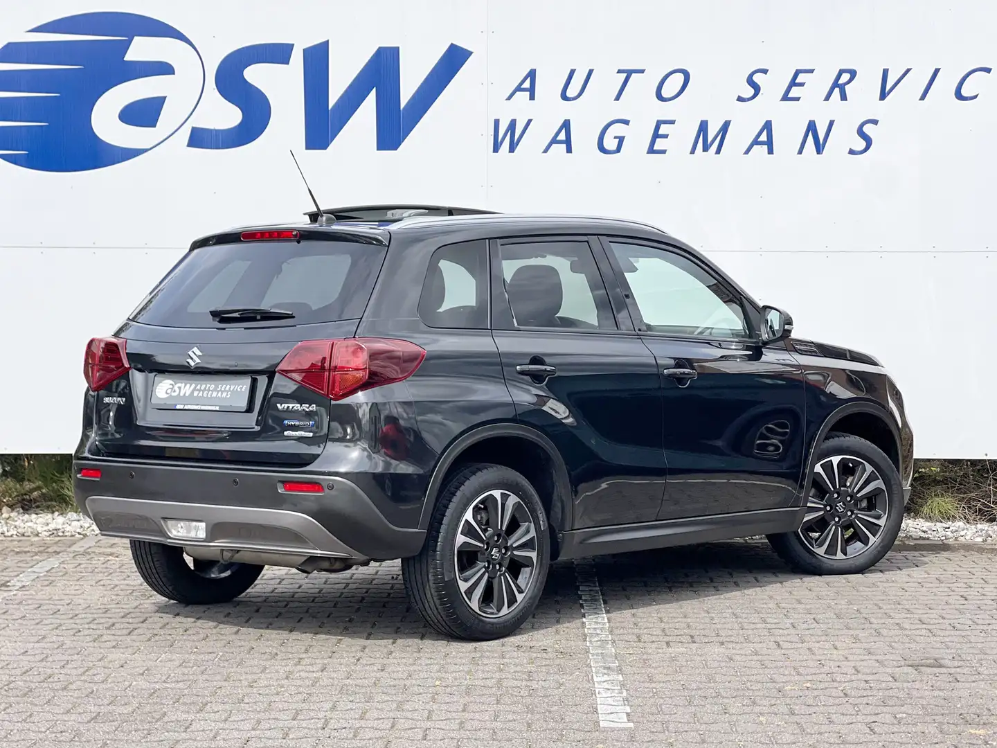 Suzuki Vitara 1.5 Hybrid Style AllGrip | Navi | Pano | LED | Cam Zwart - 2