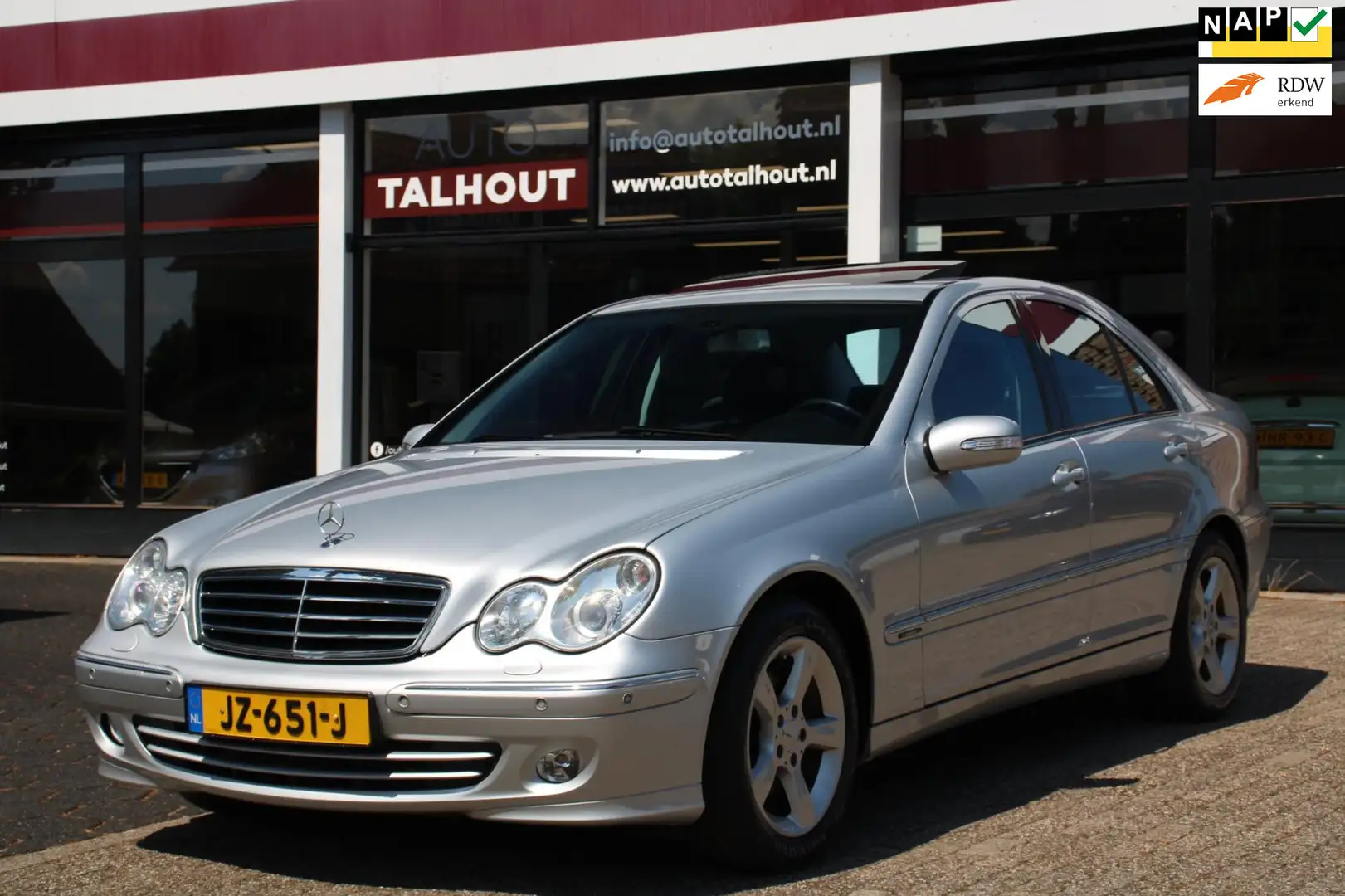 Mercedes-Benz C 200 K. Avantgarde - Automaat, Schuifdak, Cruise Contro Grijs - 1