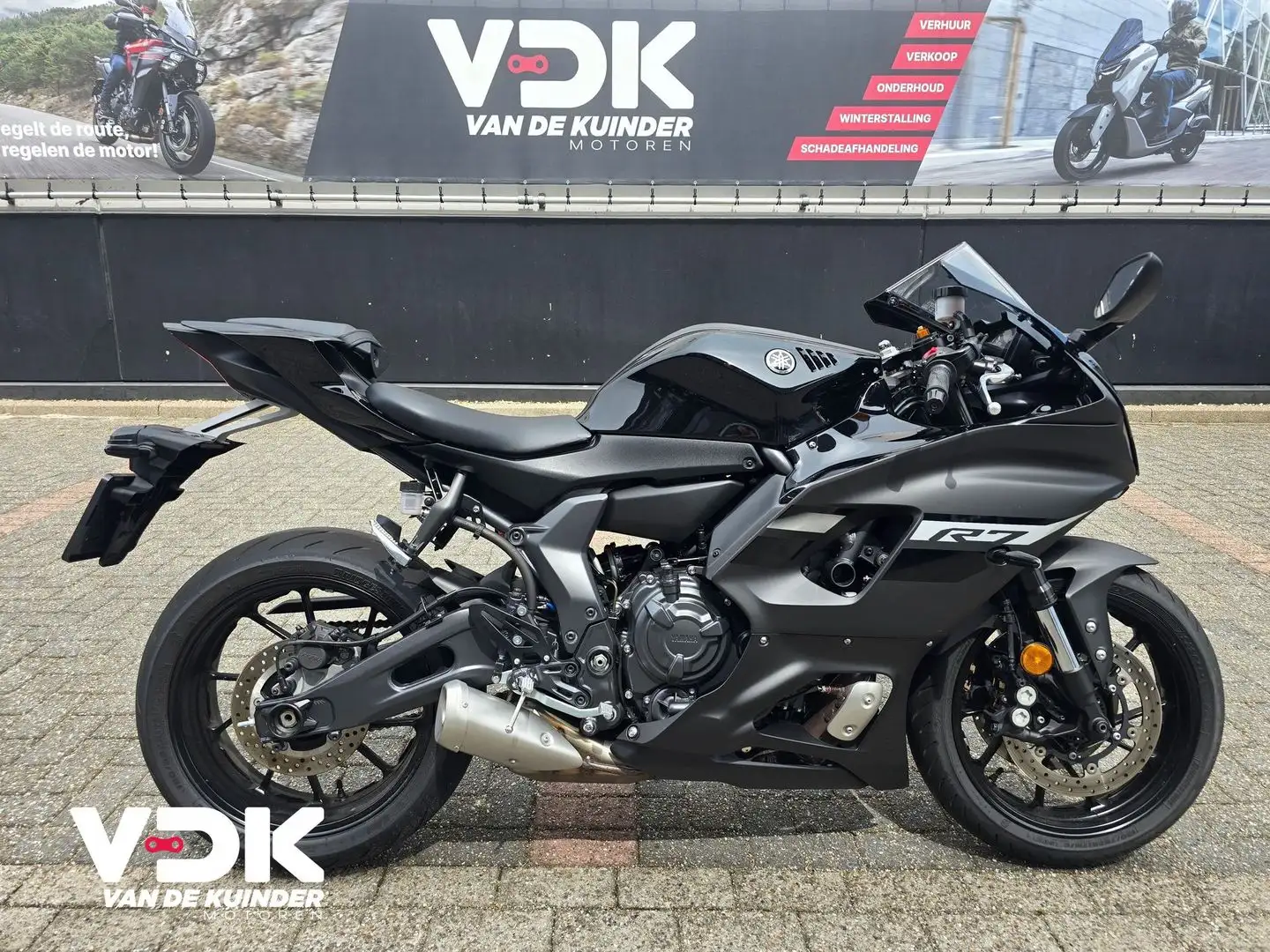 Yamaha YZF-R7 Zwart - 1