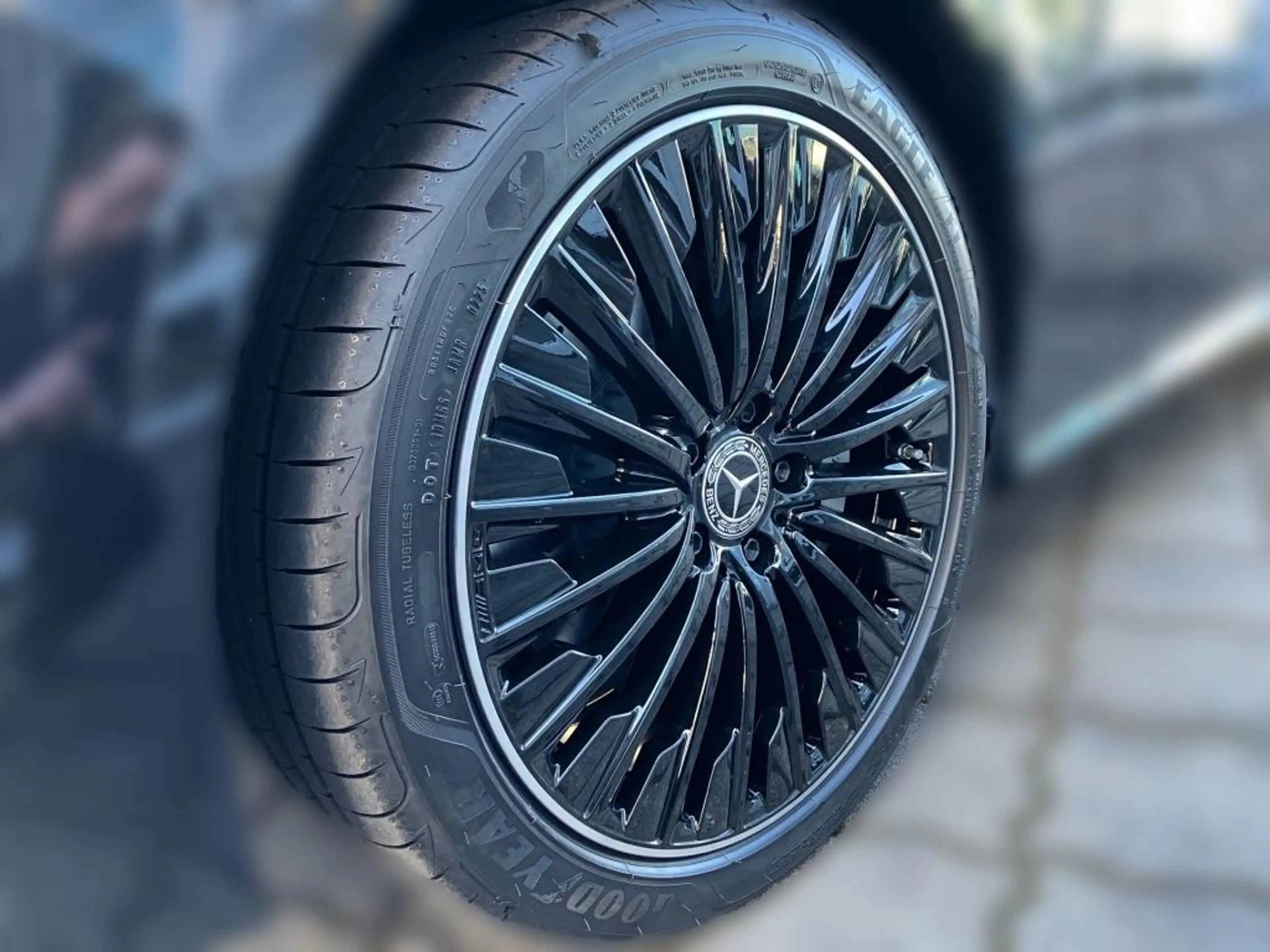 Mercedes-Benz CLE 300 e mit EQ Hybrid Technologie +AMG+MBUX — photo 3