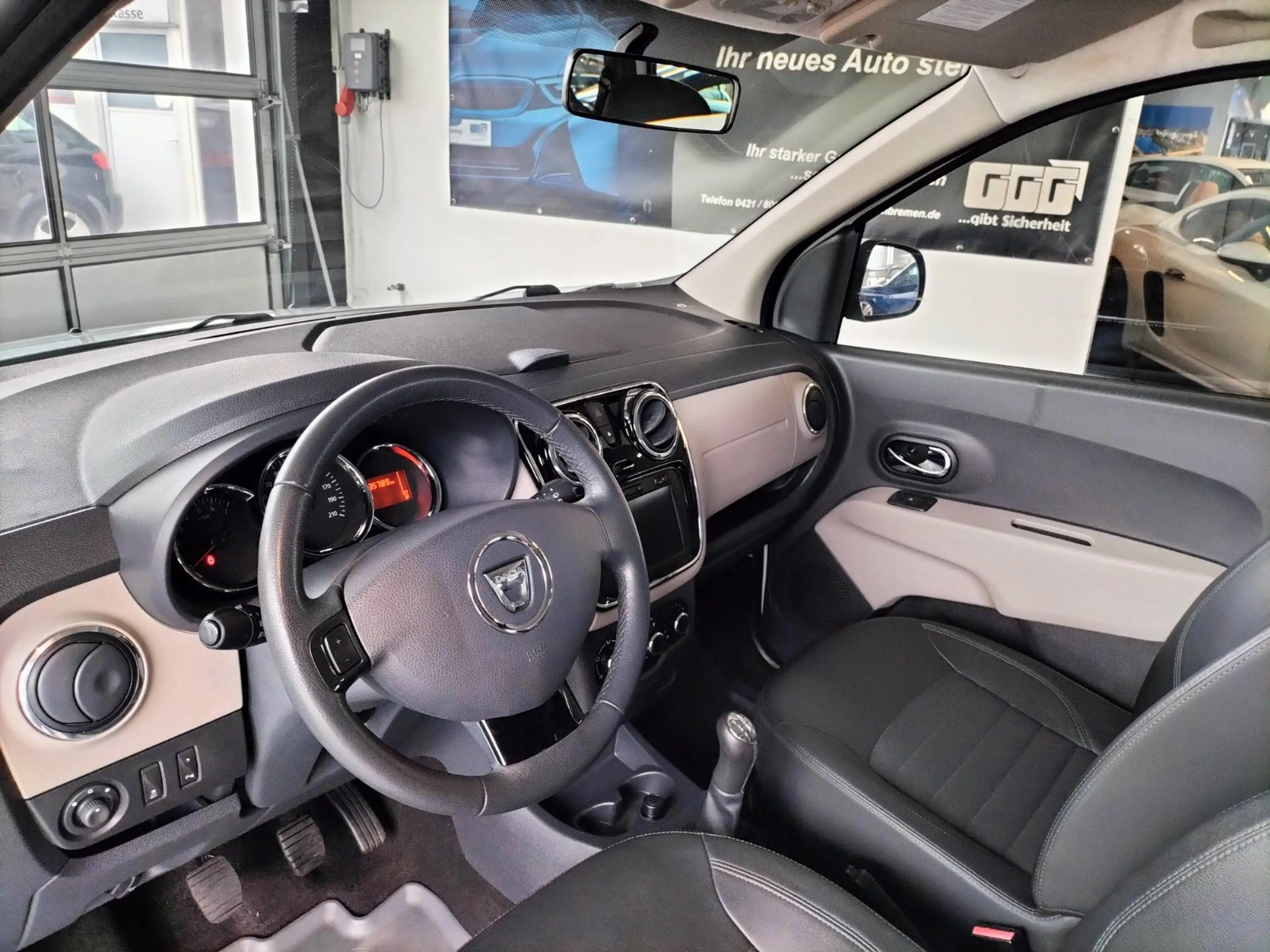 Dacia Lodgy Prestige — photo 10