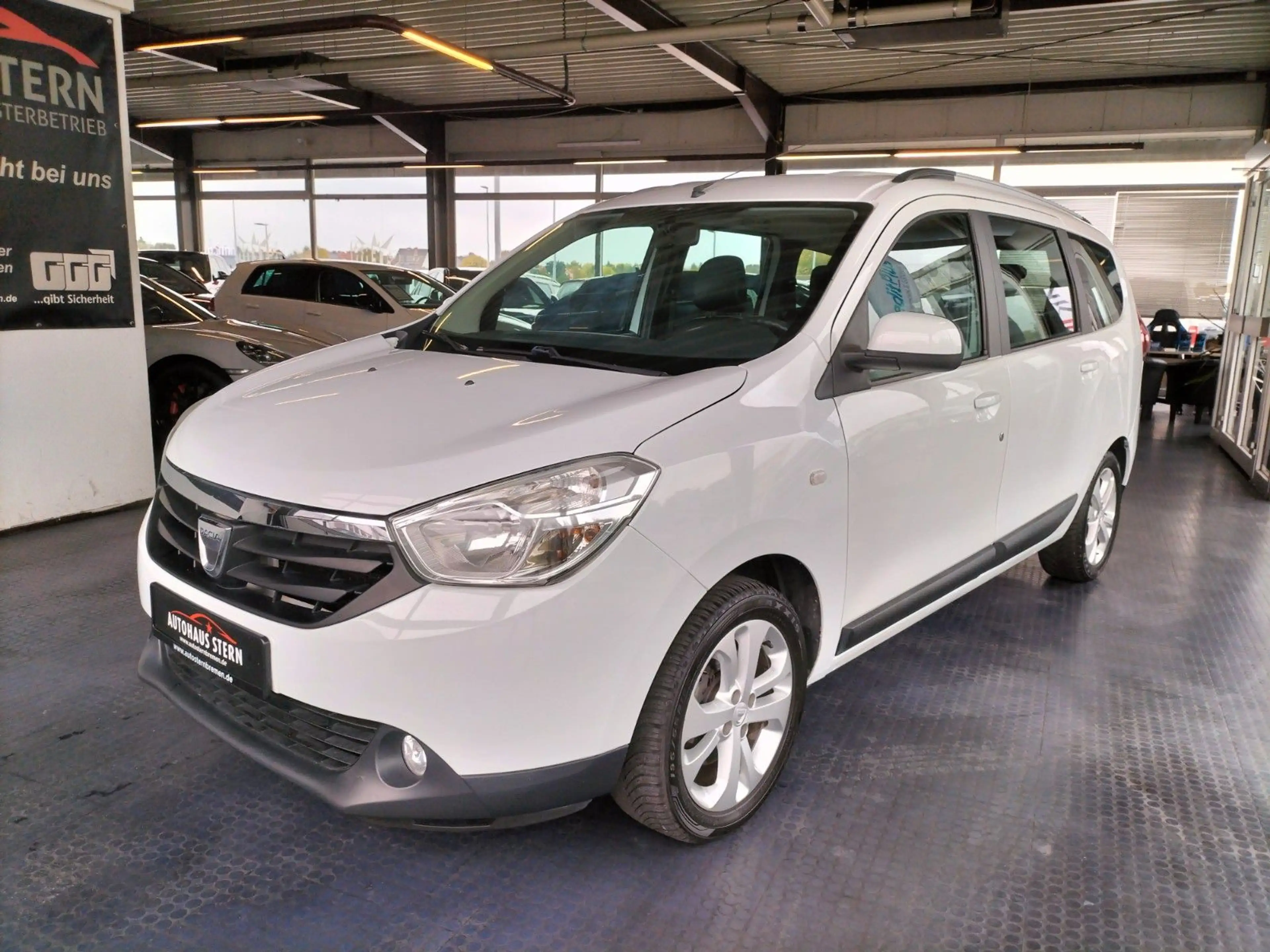 Dacia Lodgy Prestige — photo 3