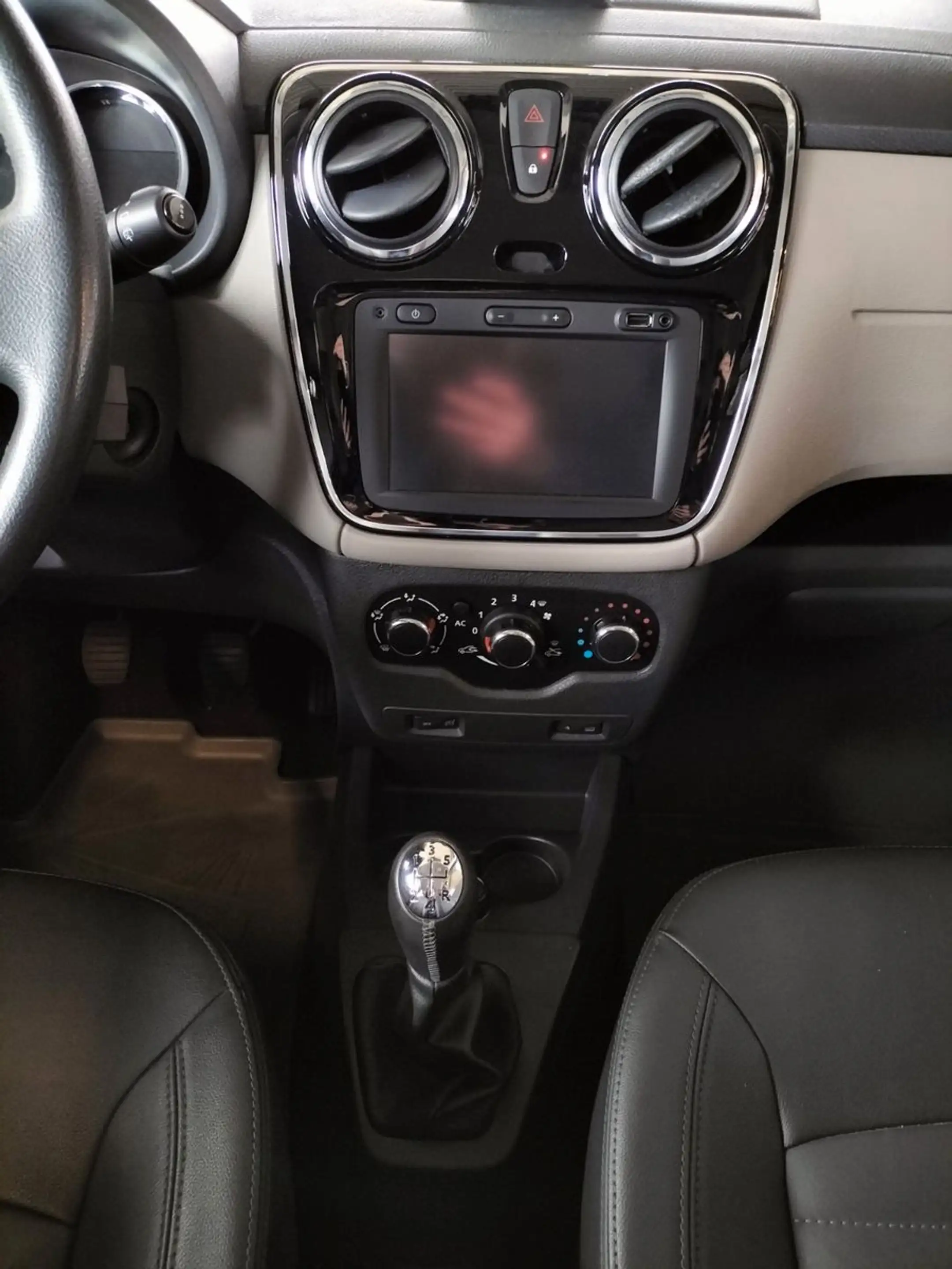Dacia Lodgy Prestige — photo 14