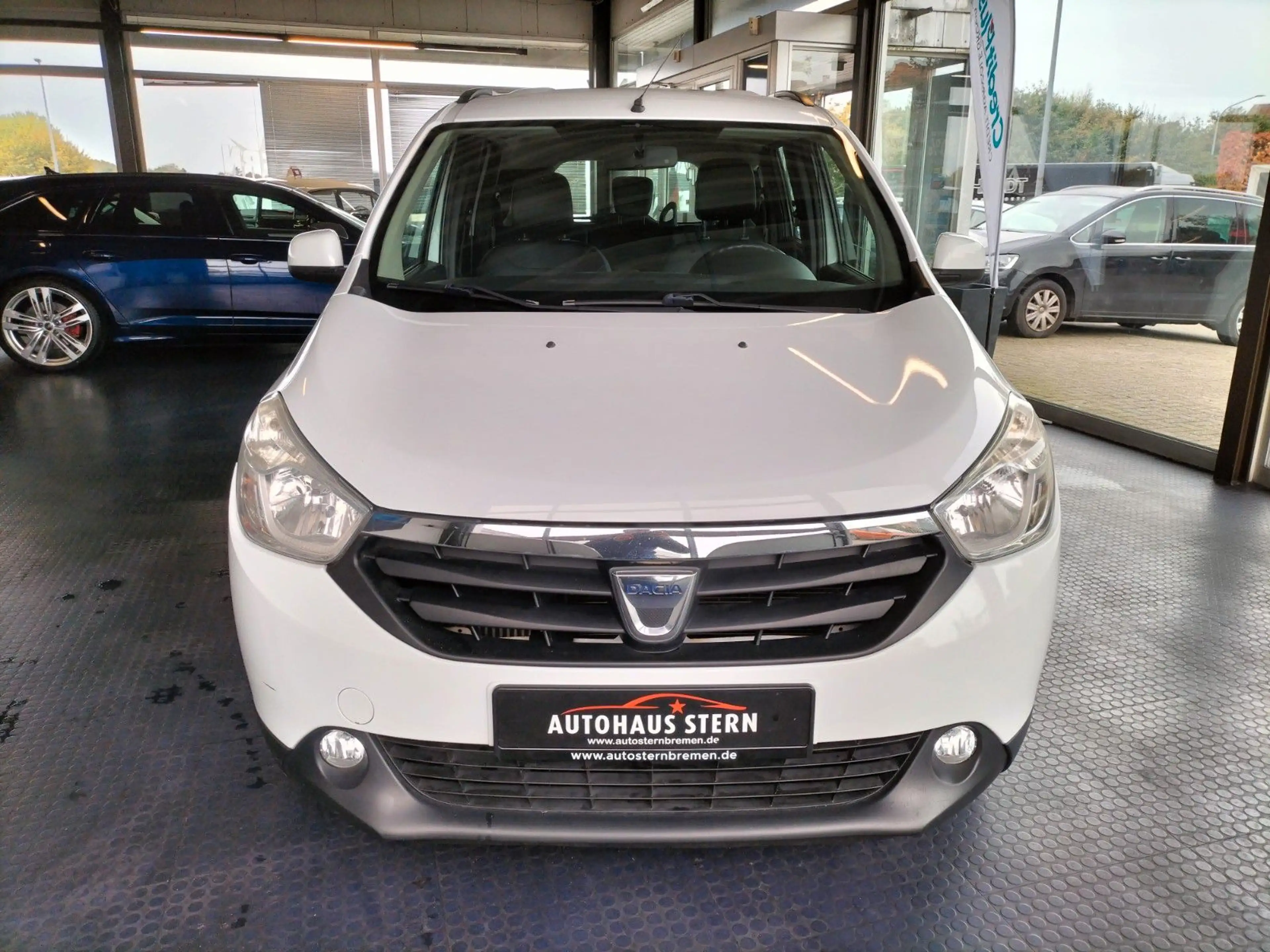 Dacia Lodgy Prestige — photo 2