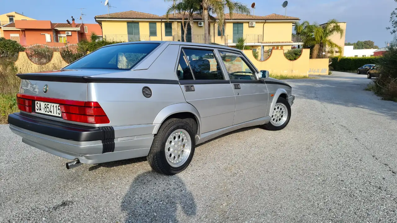 Alfa Romeo 75 1.8 Turbo ASN "SERIE NUMERATA" ORIGINALE KM 77.000, foto 3