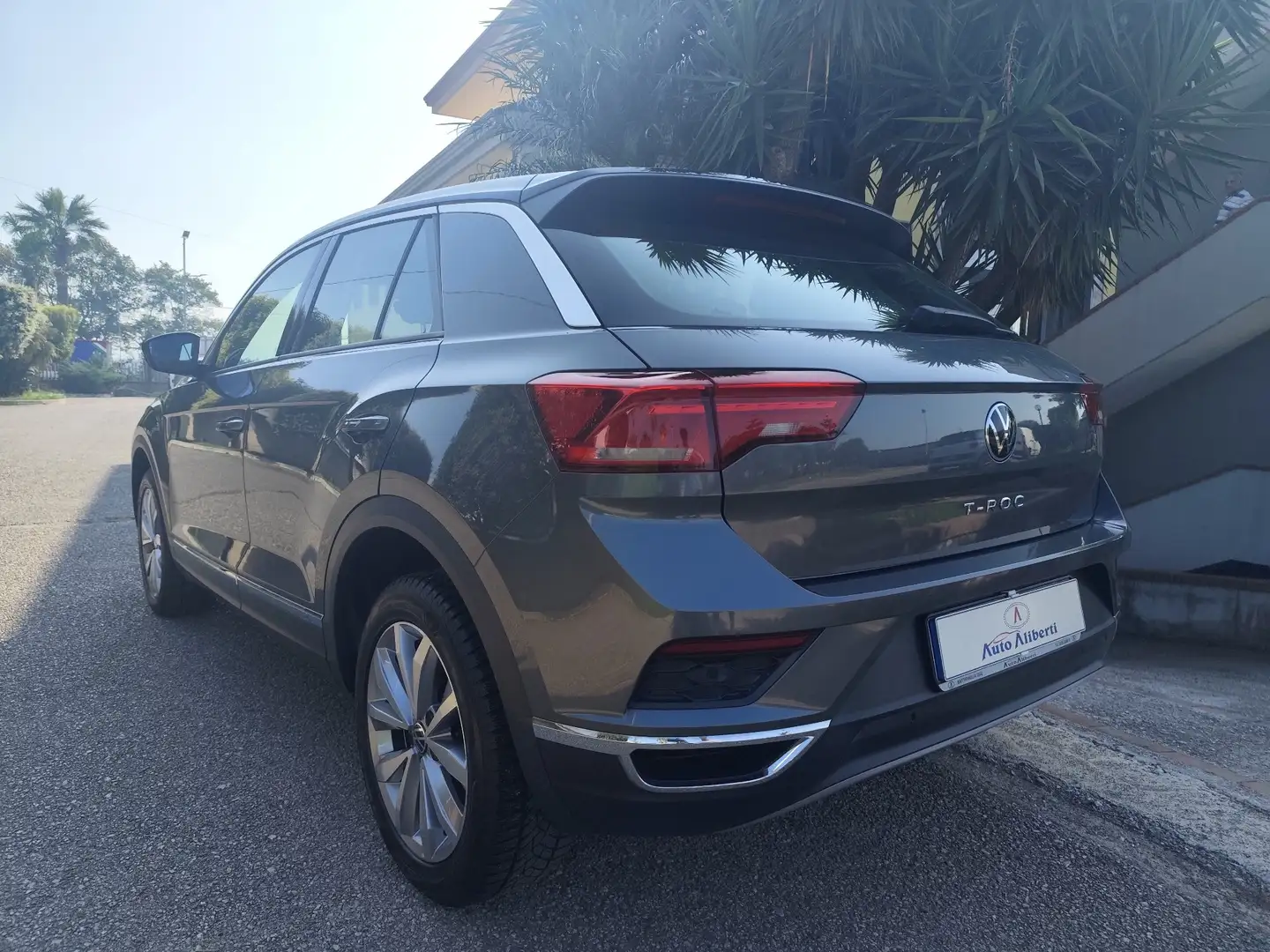 Volkswagen T-Roc T-Roc 2.0 tdi Style 150cv dsg Grigio - 2