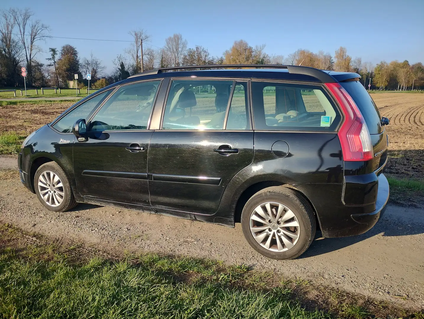 Citroen Grand C4 Picasso HDi+138+FAP+Pack+Ambiance+BMP6 Siyah - 1