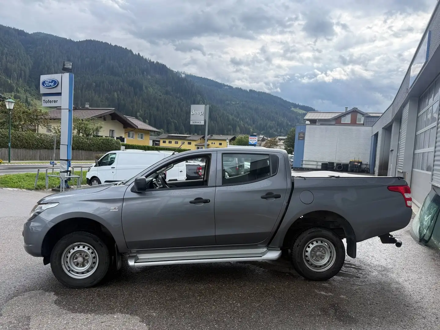 Mitsubishi L200 Invite Doppelkabine Silber - 2