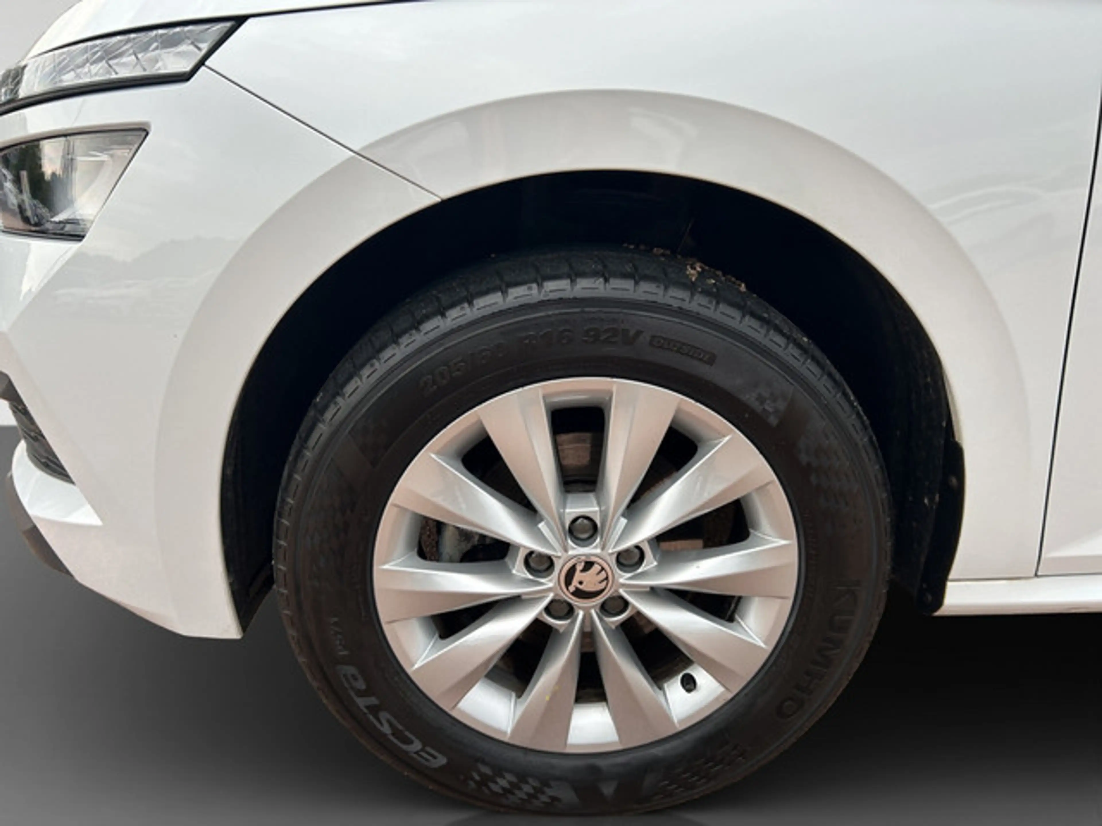 Skoda Kamiq Ambition — photo 10