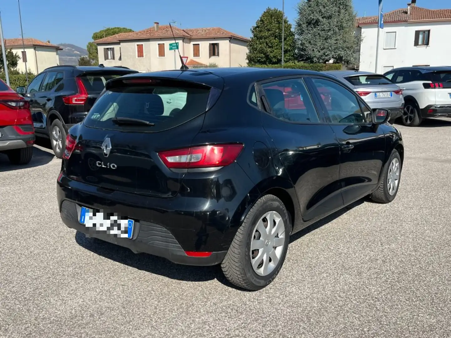 Renault Clio 1.2 75CV 5 porte Zen NEOPATENTATI Nero - 2