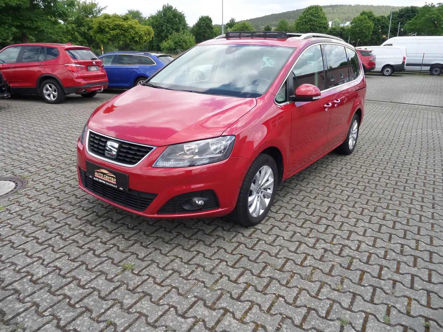SEAT Alhambra Style 3xel.TÜR+Pano-SD+ACC+3xKlima+AHK+7-Sitzer Rot - 1