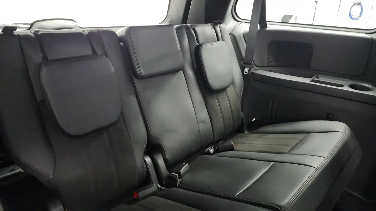 Dodge Grand Caravan снимка Dodge Grand Caravan