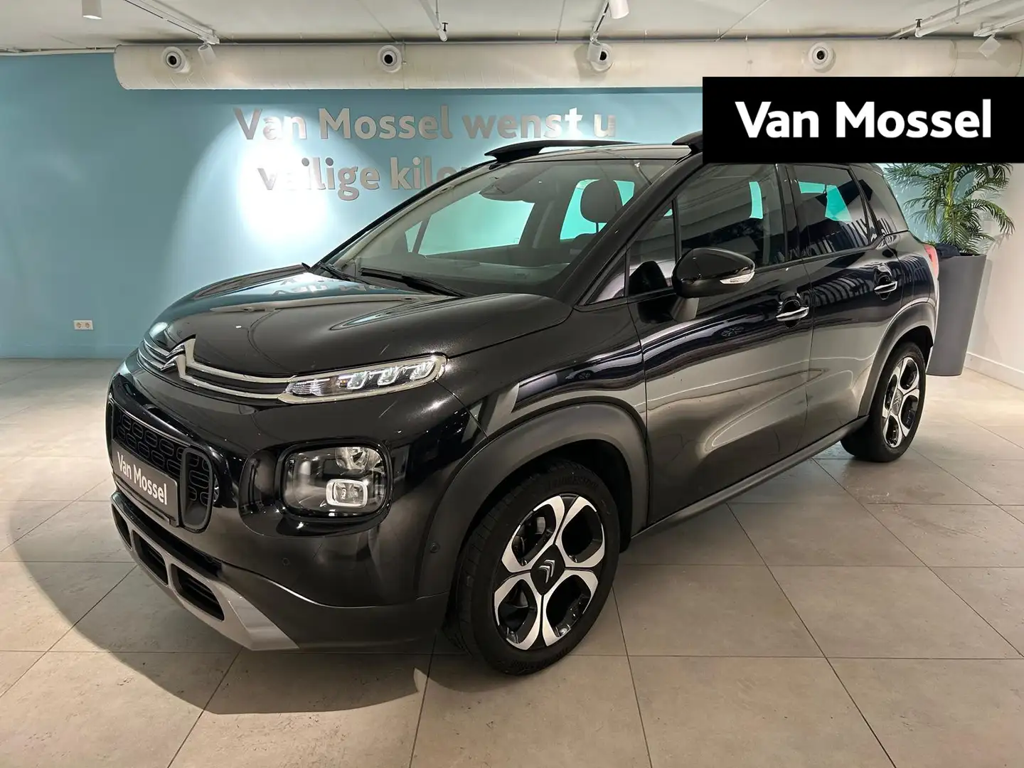 Citroen C3 Aircross 1.2 PureTech S&S Shine | Navigatie | Camera | Trek Zwart - 1