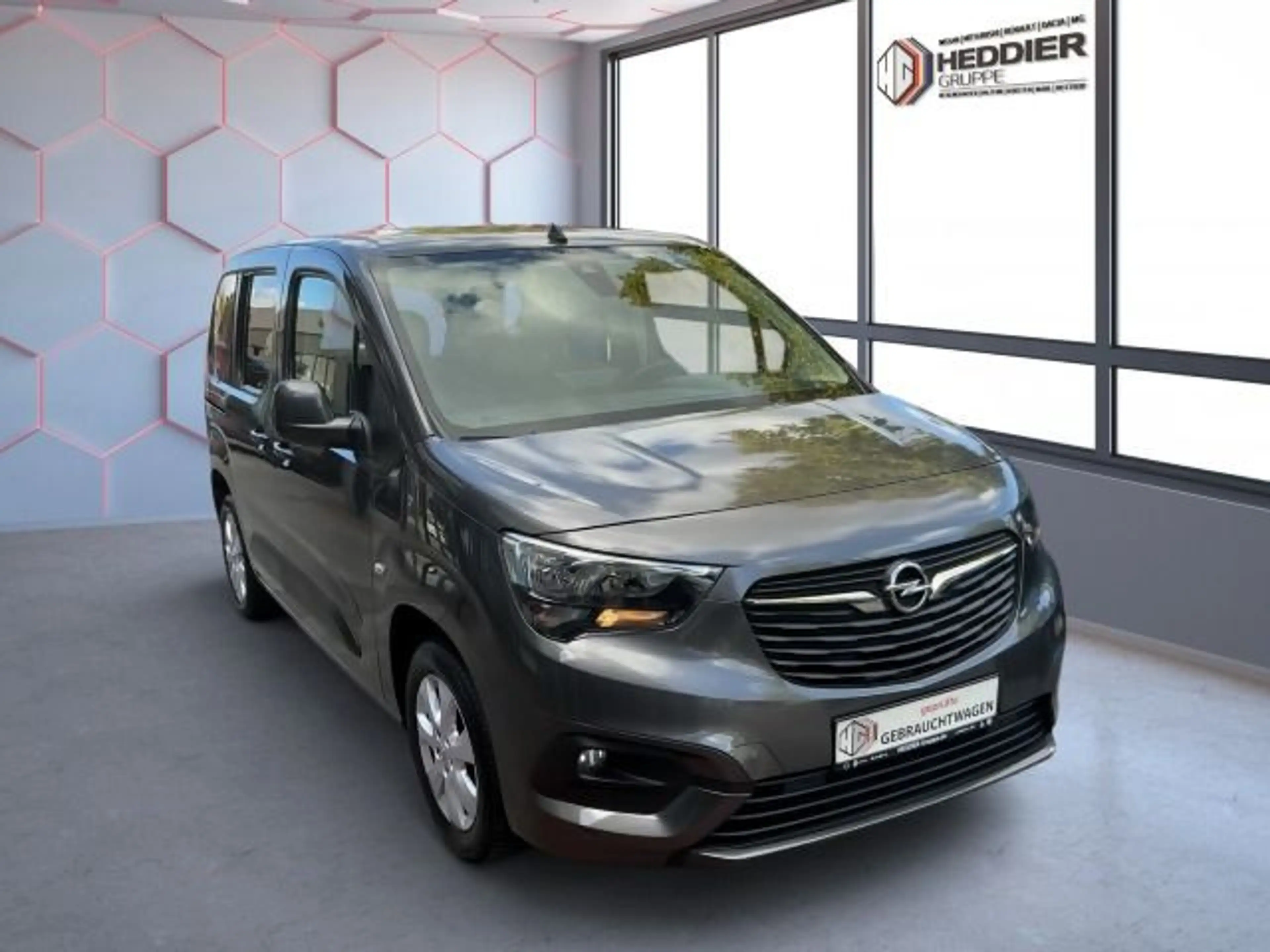 Opel Combo Life 1.2 Turbo Edition*Ganzjahresreifen*Na — photo 2