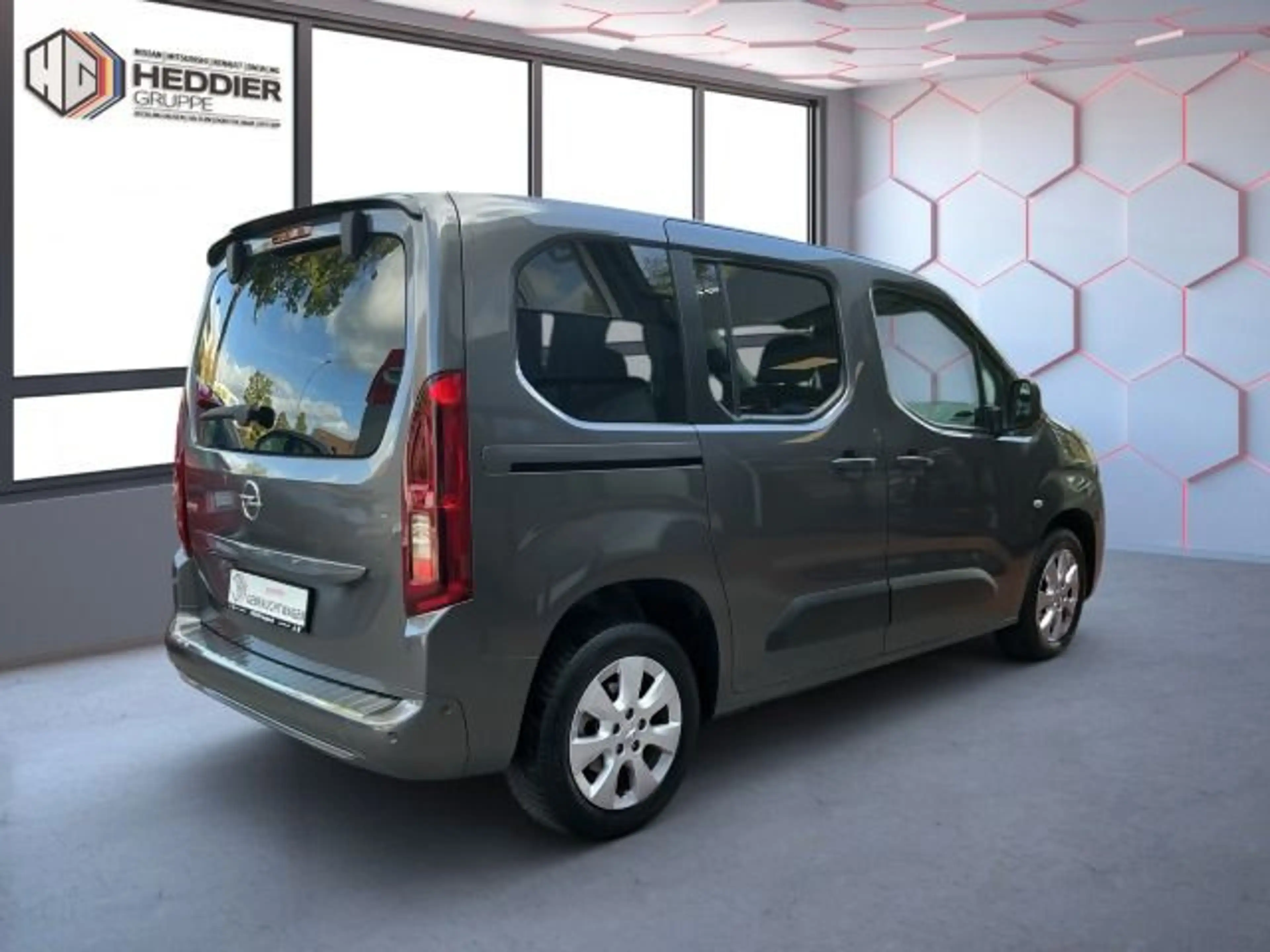 Opel Combo Life 1.2 Turbo Edition*Ganzjahresreifen*Na — photo 3