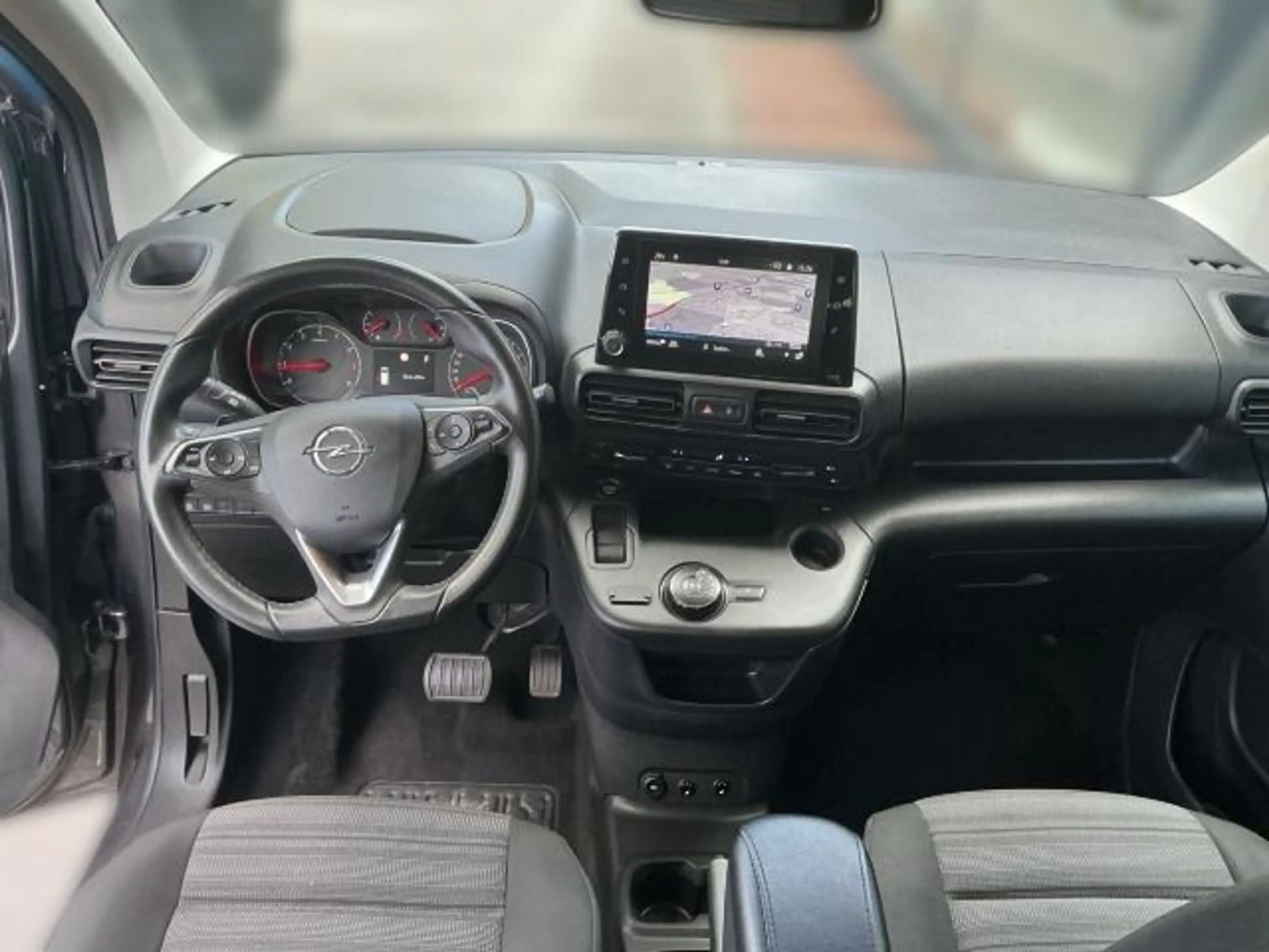 Opel Combo Life 1.2 Turbo Edition*Ganzjahresreifen*Na — photo 10