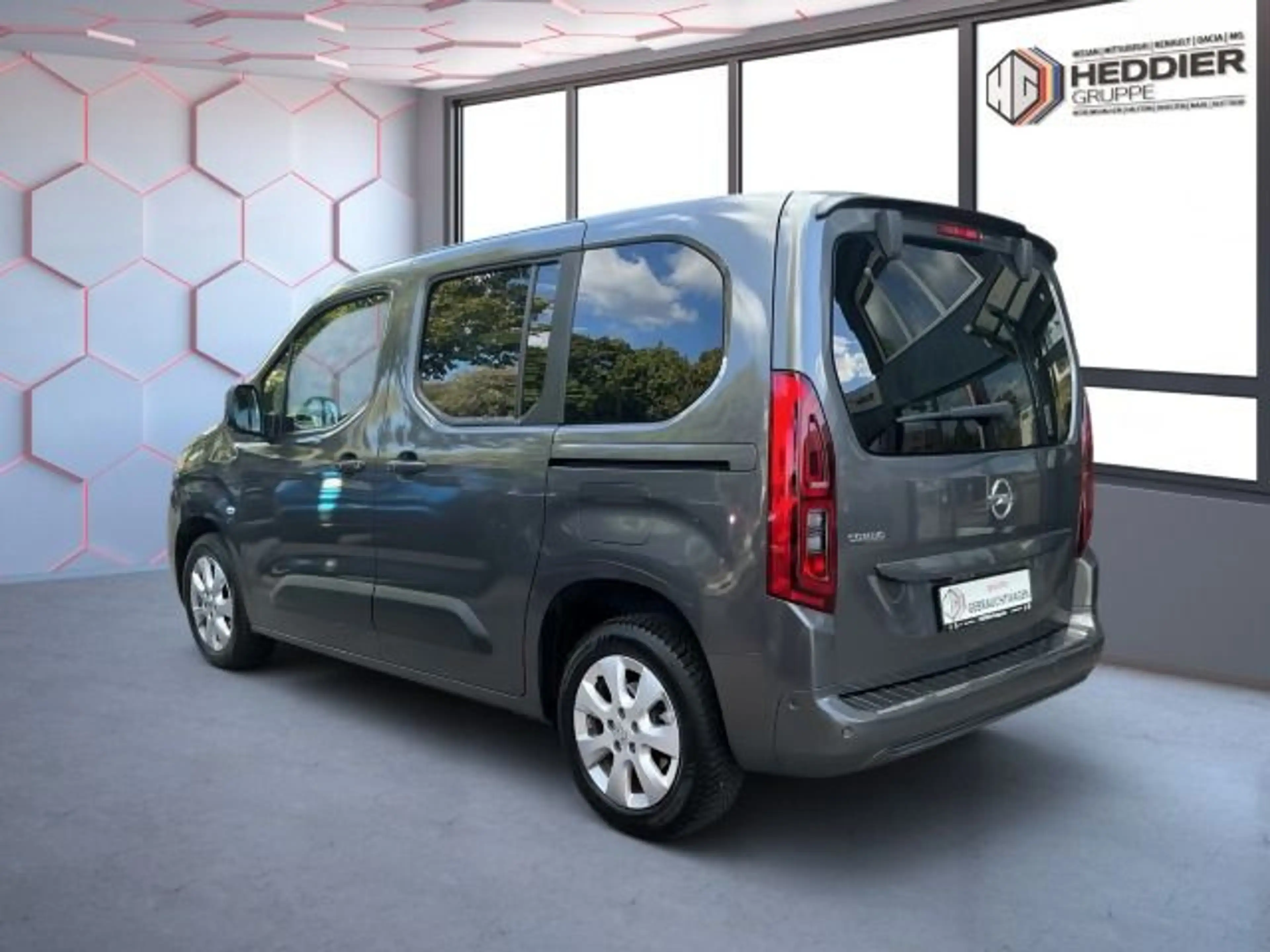 Opel Combo Life 1.2 Turbo Edition*Ganzjahresreifen*Na — photo 4