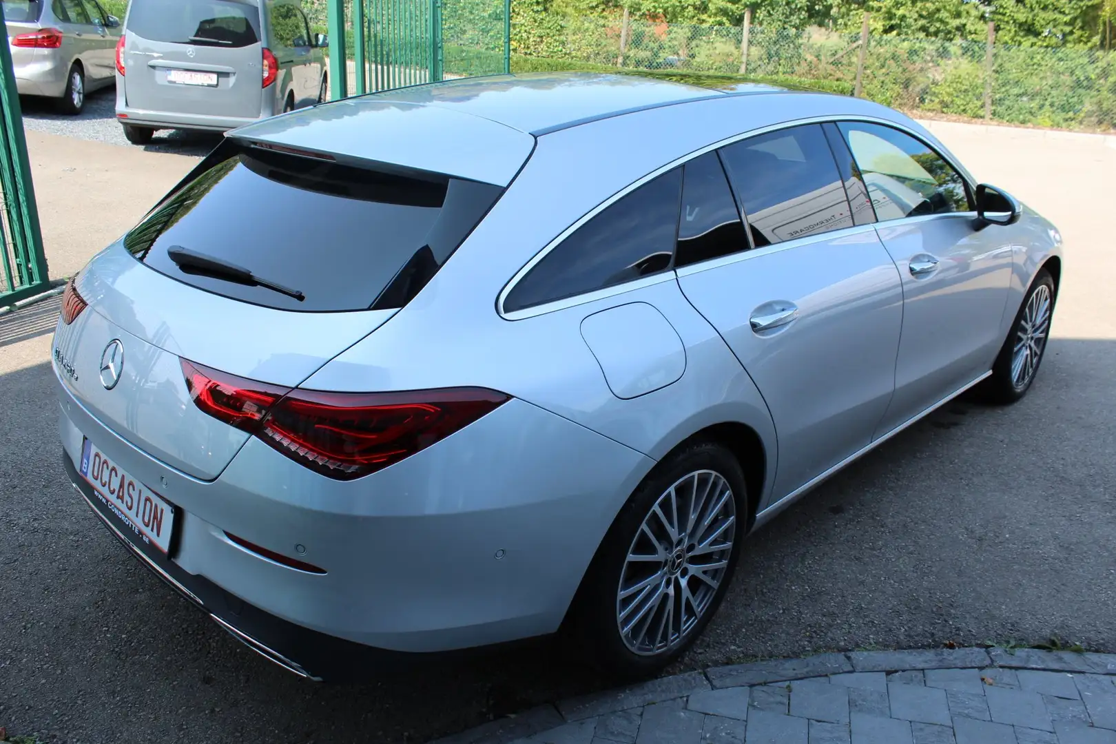 Mercedes-Benz CLA 250 HYBRIDE ESSENCE - LUXURY LINE Zilver - 2