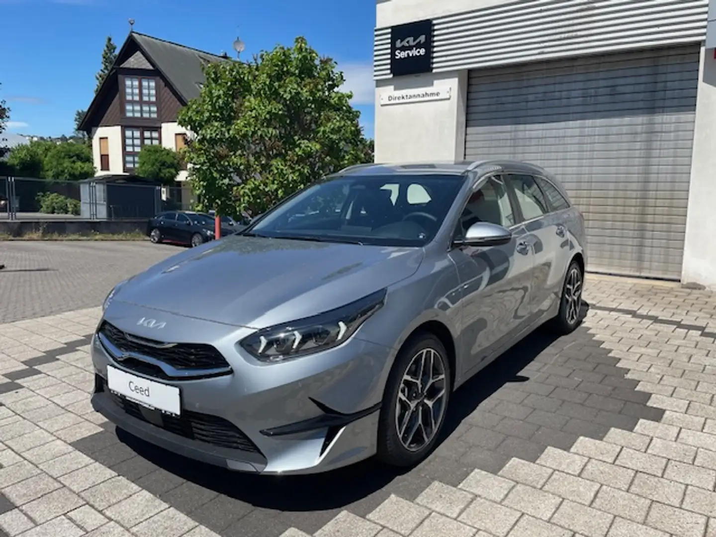 Kia Ceed SW / cee'd SW 1.5T DCT7 SPI TEC LEDER Silber - 1