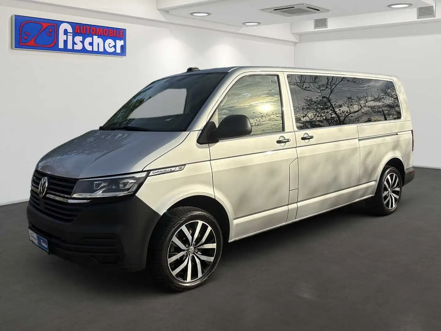 Volkswagen T6 Caravelle DSG Lang 4Motion Trendline Garantie AHK RFK Klima Silber - 1