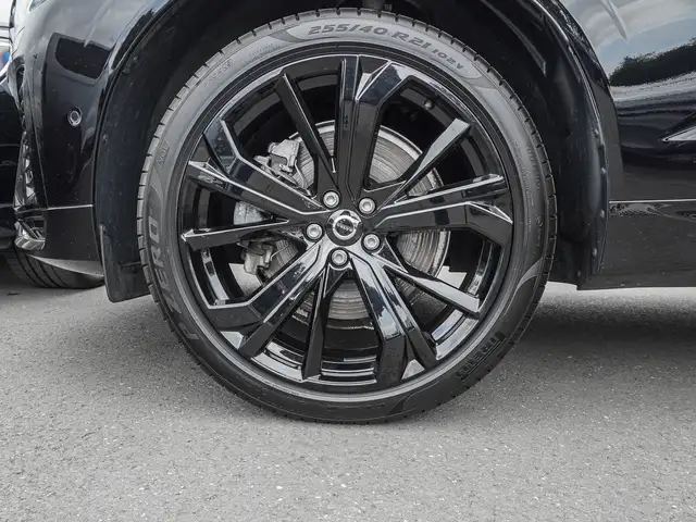 Volvo XC60 view 7