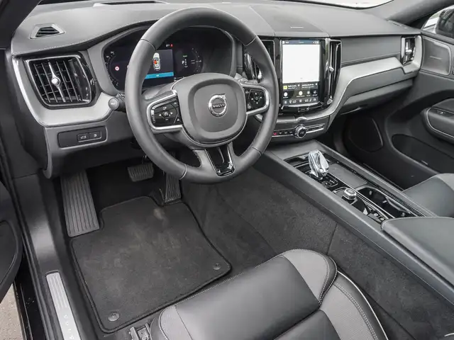 Volvo XC60 view 10