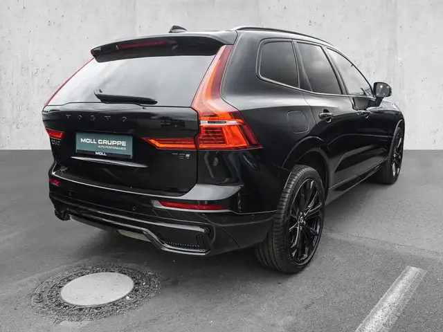 Volvo XC60 view 4
