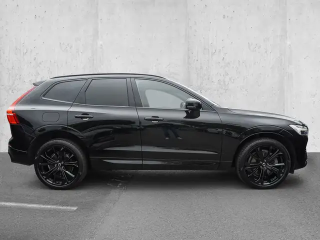 Volvo XC60 view 5