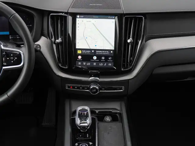 Volvo XC60 view 13