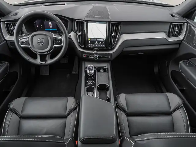 Volvo XC60 view 11