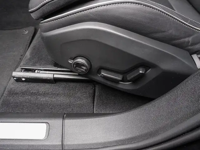 Volvo XC60 view 15