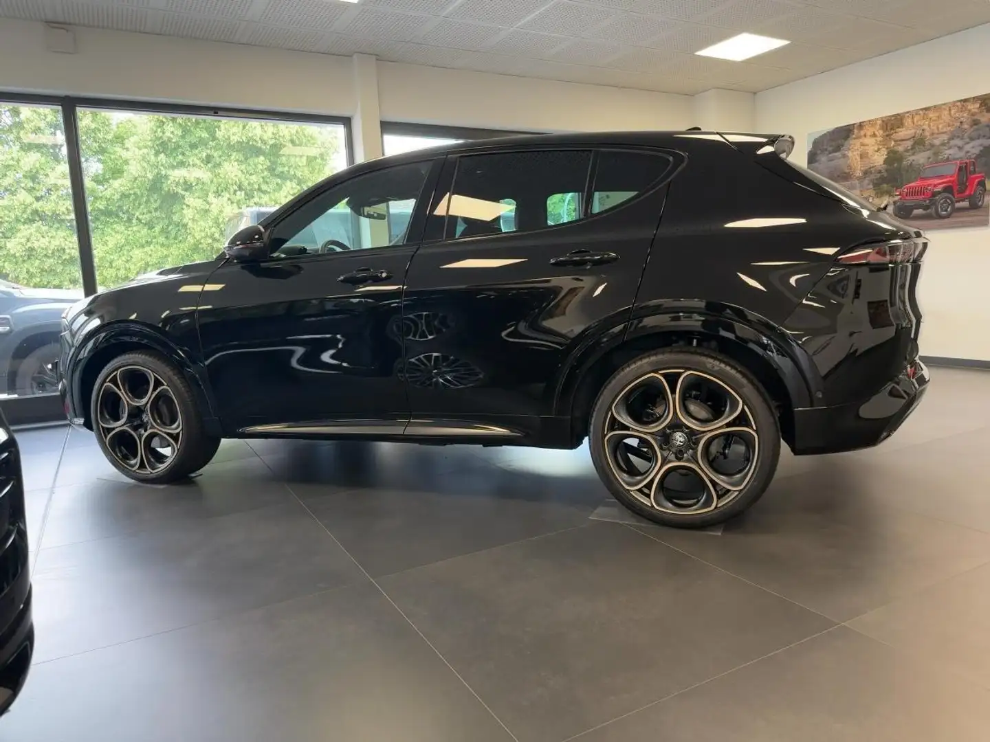 Alfa Romeo Tonale 1.5 Mild Hybrid Intensa (EURO 6e) Nero - 2