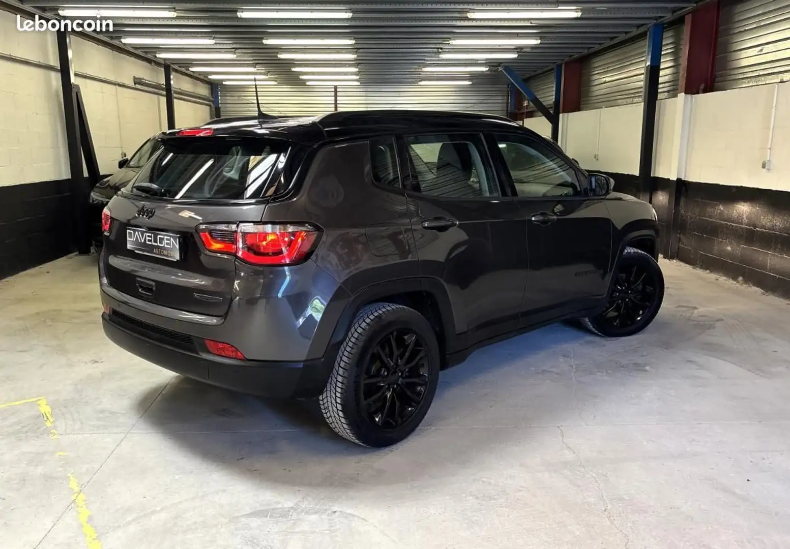 Jeep Compass MY20 1.3 GSE T4 150 ch Essence Boite automatique B Gris - 1