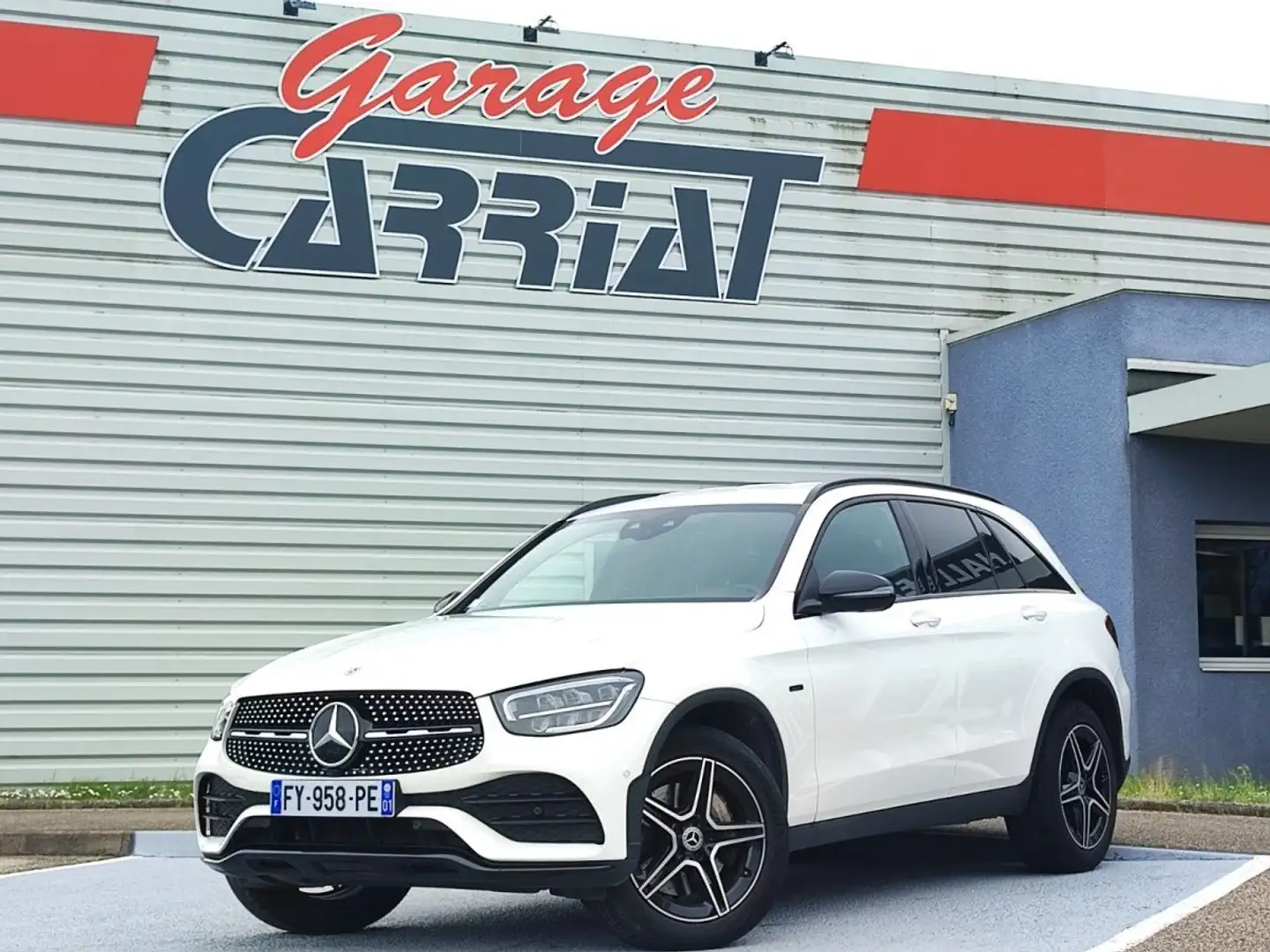 Mercedes-Benz GLC 300 300 e 4MATIC 211CV AMG LINE Blanc - 1