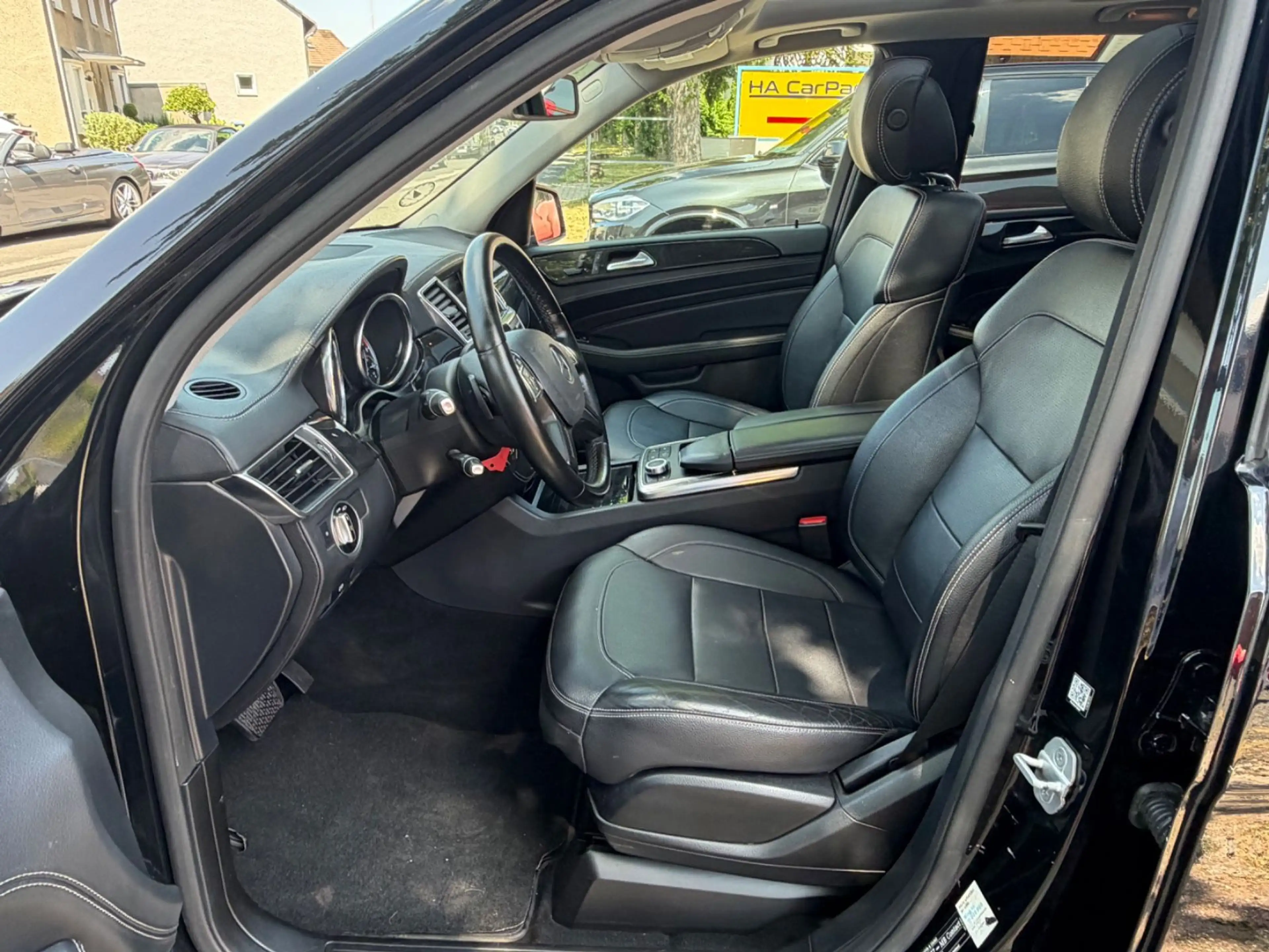Mercedes-Benz ML 350 CDI BlueTec 4Matic / 1 Hand / AMG Paket — photo 10
