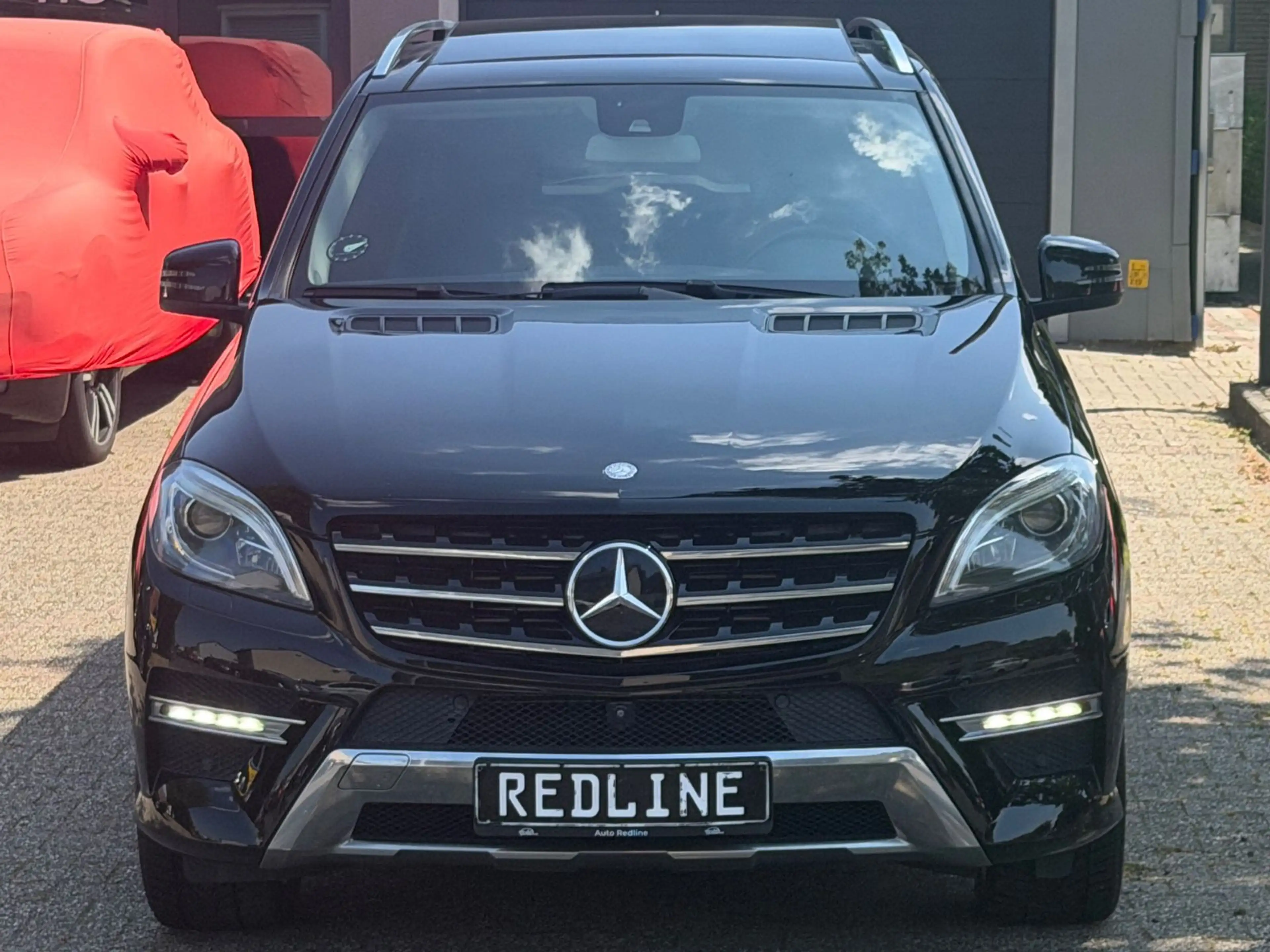 Mercedes-Benz ML 350 CDI BlueTec 4Matic / 1 Hand / AMG Paket — photo 3